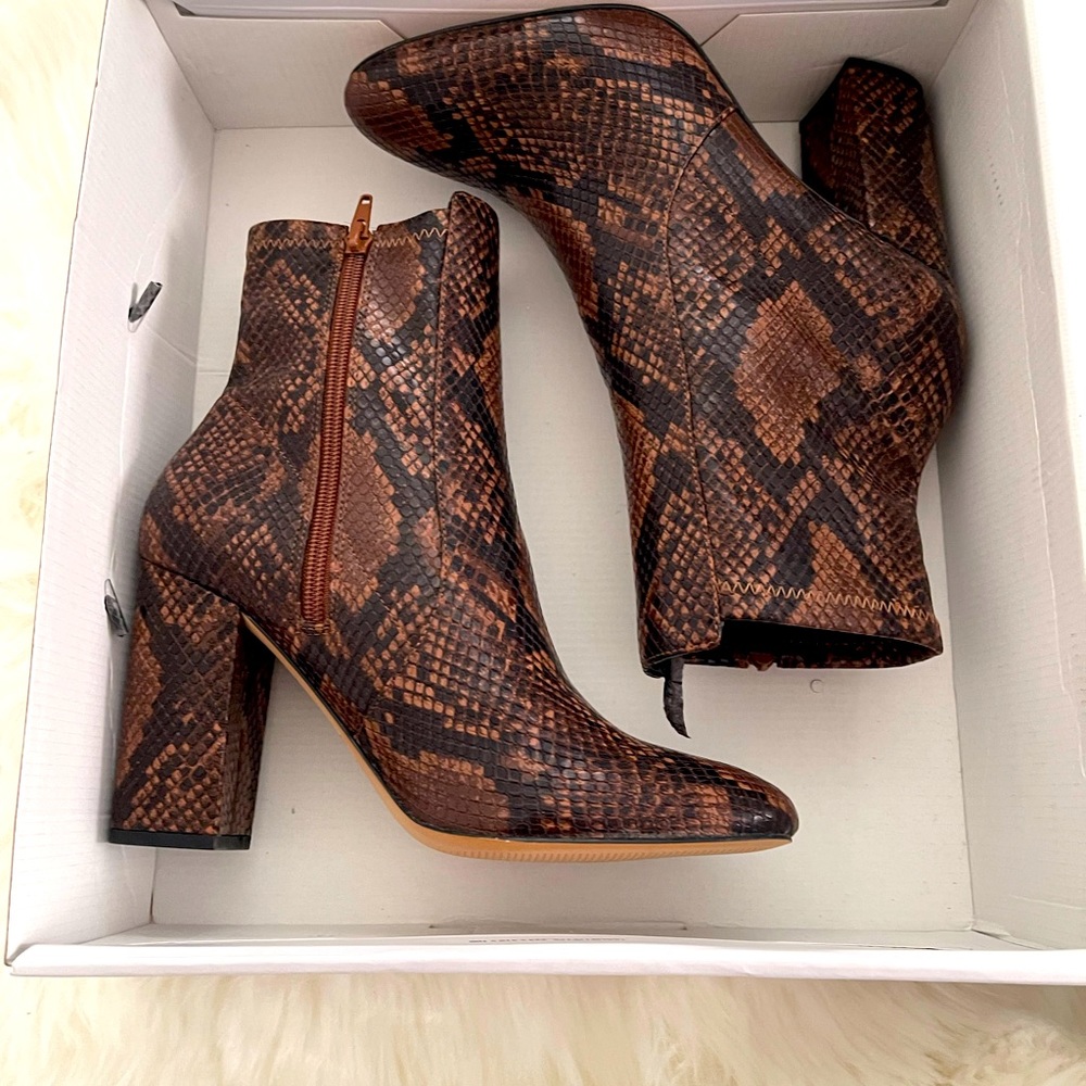 Aldo Aurella Snake print Booties